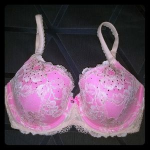 Victoria's Secret Body by Victoria Bra